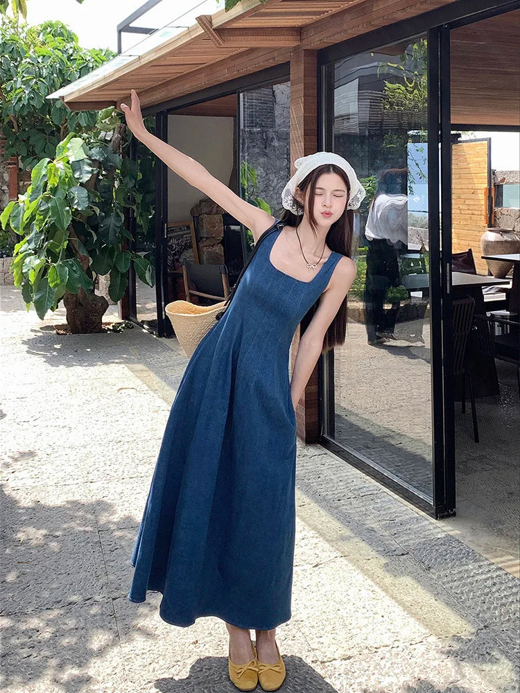 Elegant Women's Denim Dress - Sleeveless A-Line Maxi, Square Collar, Versatile Summer Jeans Dress